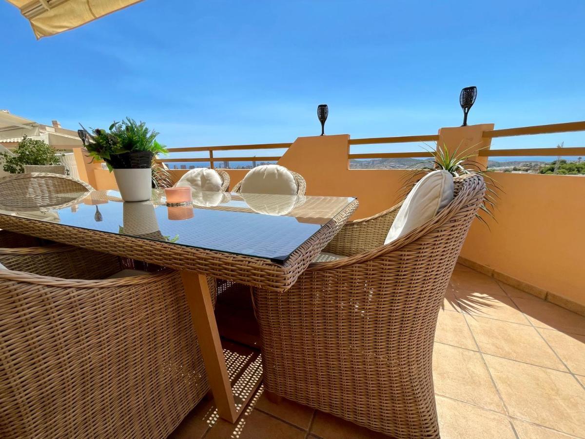 Modern 2-Floor Penthouse With Sea Views - Sleeps 7 Apartment Finestrat Ngoại thất bức ảnh